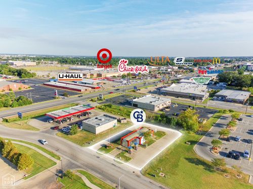 2823 Creek Dr, Jonesboro, AR, 72401-5377 | Card Image