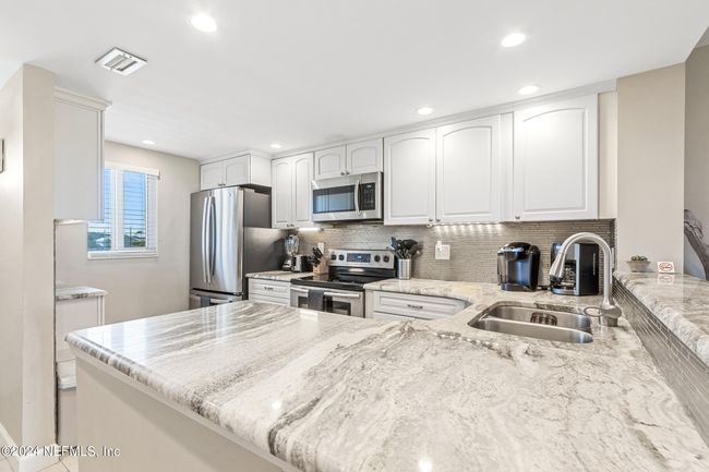 UNIT-301 - 4 Ocean Trace Rd, Condo with 3 bedrooms, 2 bathrooms and null parking in Saint Augustine FL | Image 5