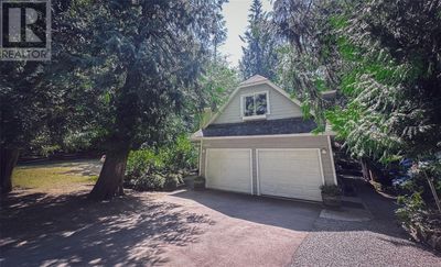 2423 Galland Rd, House other with 4 bedrooms, 3 bathrooms and 3 parking in Shawnigan Lake BC | Image 1