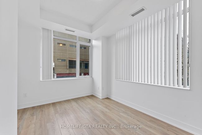 215 - 525 Adelaide St W, Condo with 3 bedrooms, 2 bathrooms and 1 parking in Toronto ON | Image 24