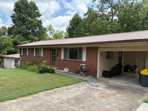 717 James St, Athens, TN, 37303-5200 | Card Image