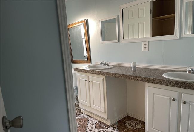 980169 S Shadowwood Dr, House other with 3 bedrooms, 2 bathrooms and null parking in Wellston OK | Image 4