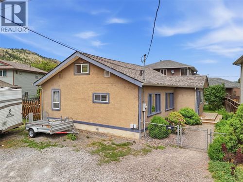 806 Kitamoto Rd, Kamloops, BC, V2B6H6 | Card Image