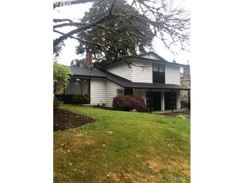6615 Churchill Dr, Gladstone, OR, 97027-1015 | Card Image