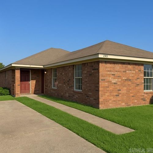 245 S Ash St, Conway, AR, 72034-6905 | Card Image