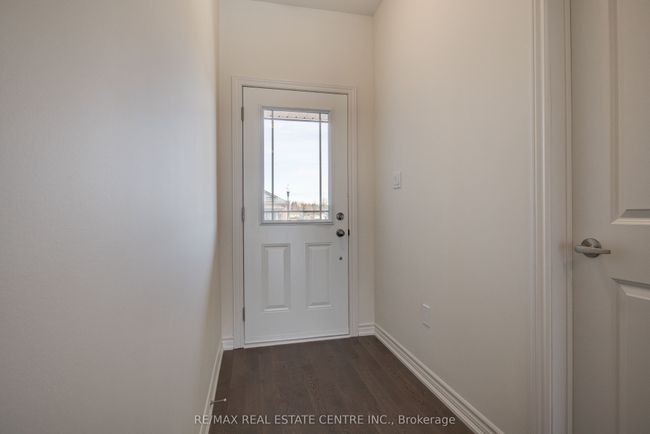 83 Cheryl Ave, House attached with 2 bedrooms, 2 bathrooms and 1 parking in Atwood ON | Image 5