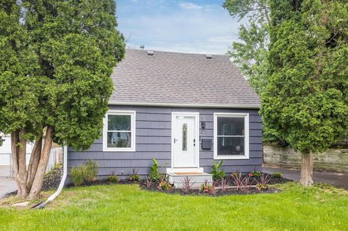 37 Harrison Ave S, Hopkins, MN, 55343-2029 | Card Image