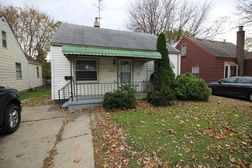 18336 E 12 Mile Rd, Roseville, MI, 48066-4388 | Card Image