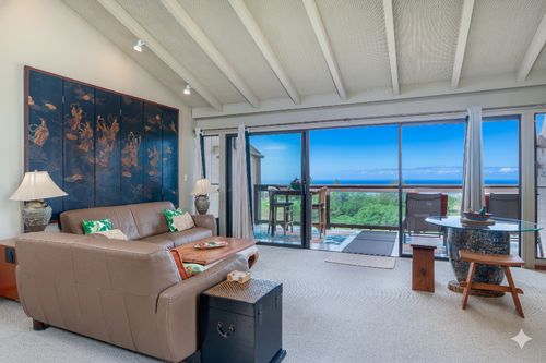 f211-68-1761 Melia St, WAIKOLOA, HI, 96738-5530 | Card Image