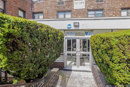 7e-2835 Webb Ave, Bronx, NY, 10468-2125 | Card Image