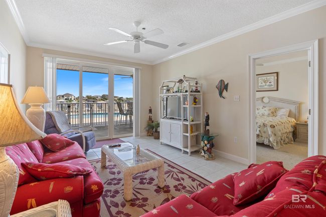 Living Room | Image 15