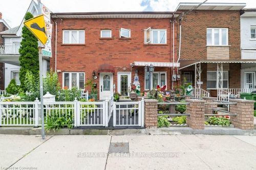 13 Rolyat St, Toronto, ON, M6J1S5 | Card Image