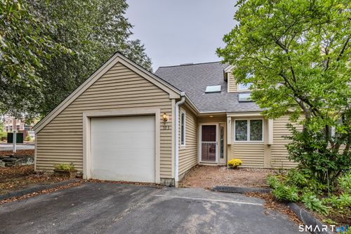 103-103 Courtyard Ln, Storrs Mansfield, CT, 06268-2285 | Card Image