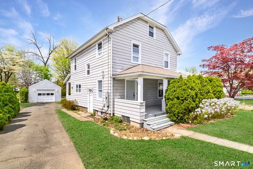 37 Harriet St, Norwalk, CT, 06851-3605 | Card Image