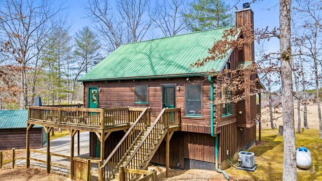 1994 Douthit Rd, Home with 3 bedrooms, 2 bathrooms and 3 parking in Mineral Bluff GA | Image 40