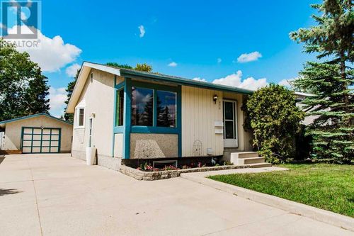 8014 Patterson Dr, Grande Prairie, AB, T8V3R8 | Card Image