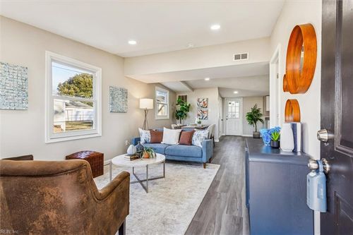 2923 Berkley Ave, Chesapeake, VA, 23325-3443 | Card Image