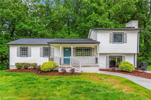 6200 Ridge Rd, Tobaccoville, NC, 27050-9473 | Card Image