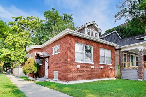 8301 S Maryland Ave, CHICAGO, IL, 60619-5911 | Card Image