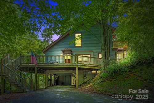 571 Tsisqua Cir, Brevard, NC, 28712-6447 | Card Image
