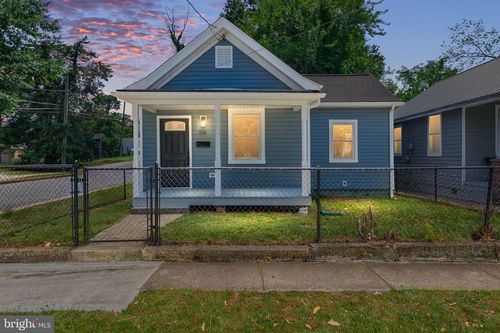 238 E 36th St, Richmond, VA, 23224-1824 | Card Image