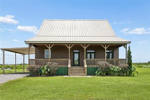 3368 Resort Ln, Des Allemands, LA, 70030-4667 | Card Image