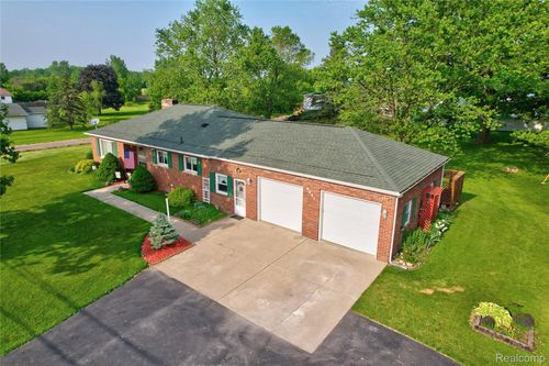 8351 Duffield Rd, Gaines, MI, 48436-9794 | Card Image