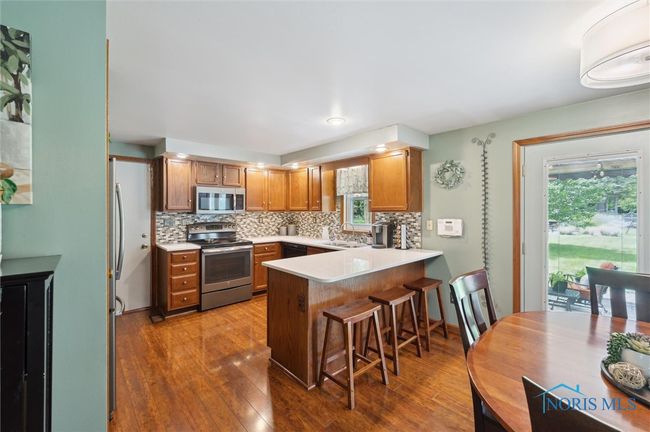 7424 Yawberg Rd, House other with 4 bedrooms, 3 bathrooms and 2 parking in Whitehouse OH | Image 14