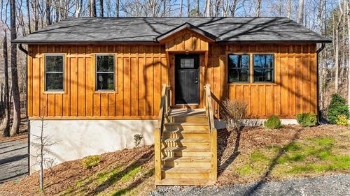 3499 Ridgewood Ct, Winston Salem, NC, 27107-4585 | Card Image