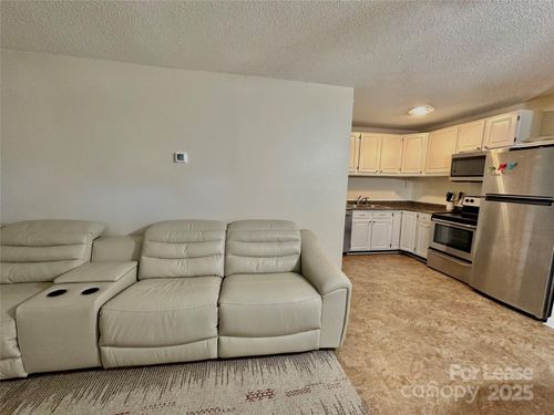 apt-6-228 N Ellis St, Salisbury, NC, 28144-4252 | Card Image