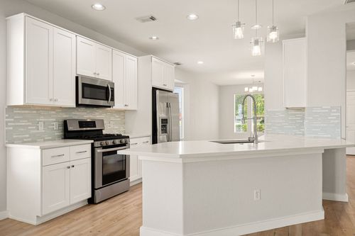 2001 Shaker Trl, Austin, TX, 78754-5936 | Card Image