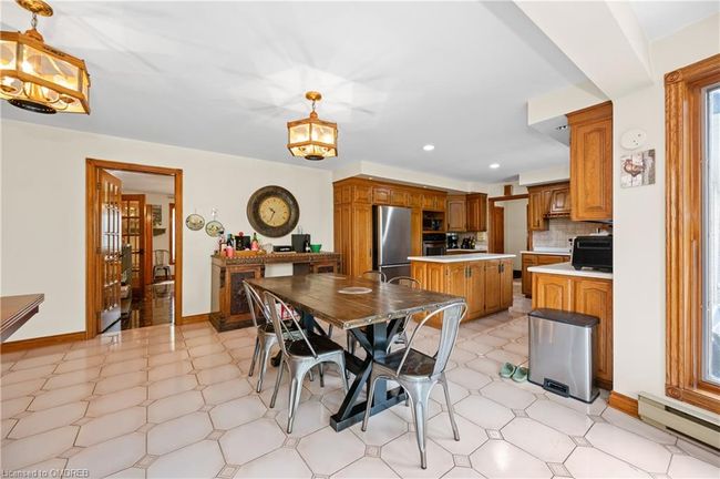 2650 Garrison Rd, House other with 5 bedrooms, 3 bathrooms and 8 parking in Fort Erie ON | Image 13