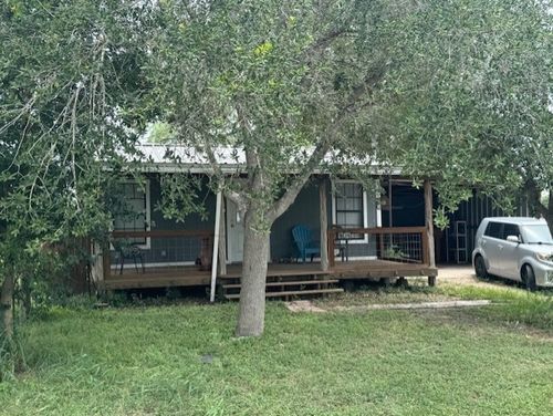 404 N Hermann Ave, Three Rivers, TX, 78071 | Card Image