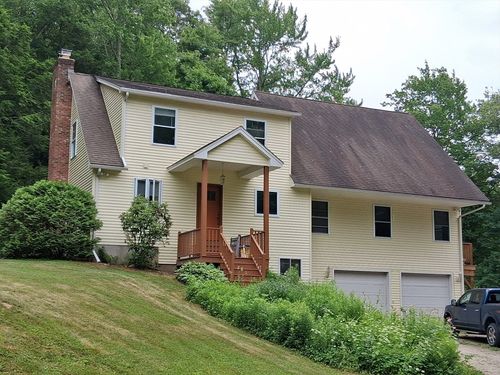 15 Allen Coit Rd, Huntington, MA, 01050-9770 | Card Image