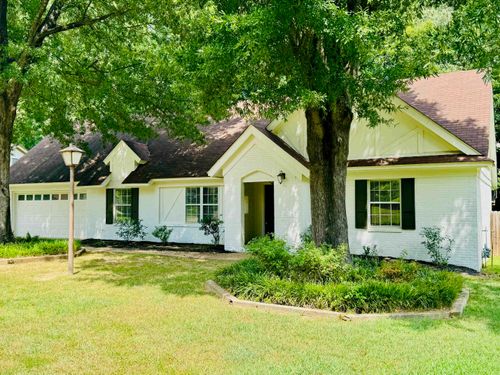 2212 Howard Rd, Germantown, TN, 38138-4709 | Card Image