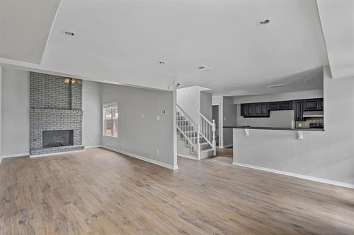 2158 Fleur De Lis Ct, Arlington, TX, 76012-2209 | Card Image
