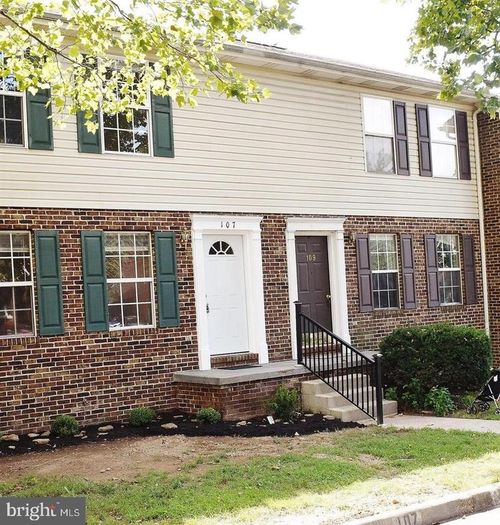 107 Parkside Dr, WINCHESTER, VA, 22602-6210 | Card Image
