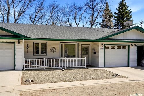 702 Eden Street, Indian Head, SK, S0G2K0 | Card Image
