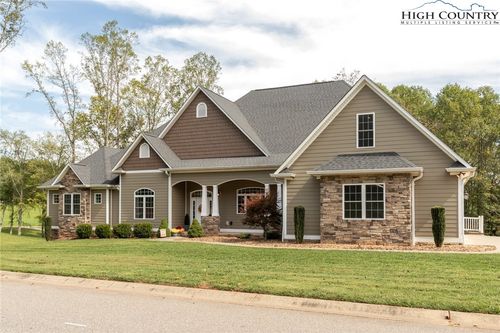203 Monk Ct, North Wilkesboro, NC, 28659-7406 | Card Image