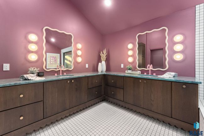 504 E Plum Creek Rd, House other with 4 bedrooms, 5 bathrooms and null parking in Sioux Falls SD | Image 30