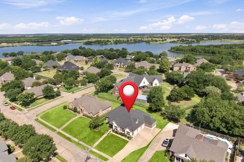 1906 Clearview Dr, Ennis, TX, 75119-2192 | Card Image