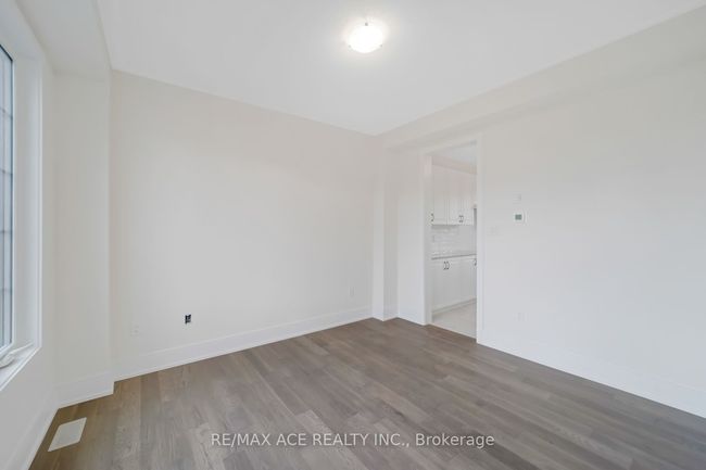 81 Golden Meadows Dr, House other with 4 bedrooms, 4 bathrooms and 6 parking in Otonabee ON | Image 6