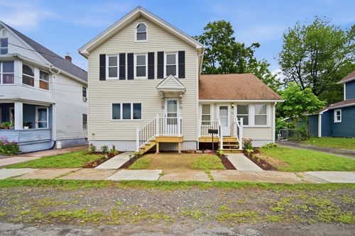 55 Fuller St, Chicopee, MA, 01020-3548 | Card Image