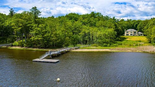 4 Cullen Bay Rd, Dover, NH, 03820-5000 | Card Image