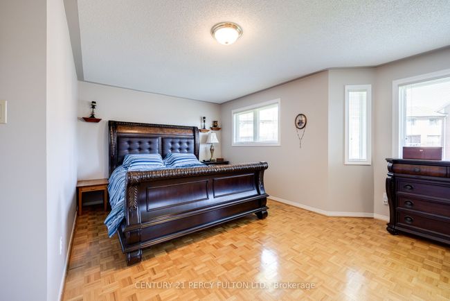 249 Mossbrook Sq, House other with 4 bedrooms, 4 bathrooms and 2 parking in Pickering ON | Image 27