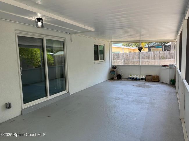 Huge Back Screened In Porch | Image 27