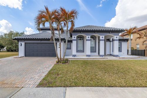 9484 Walnut Crest Dr, ORLANDO, FL, 32832-5643 | Card Image