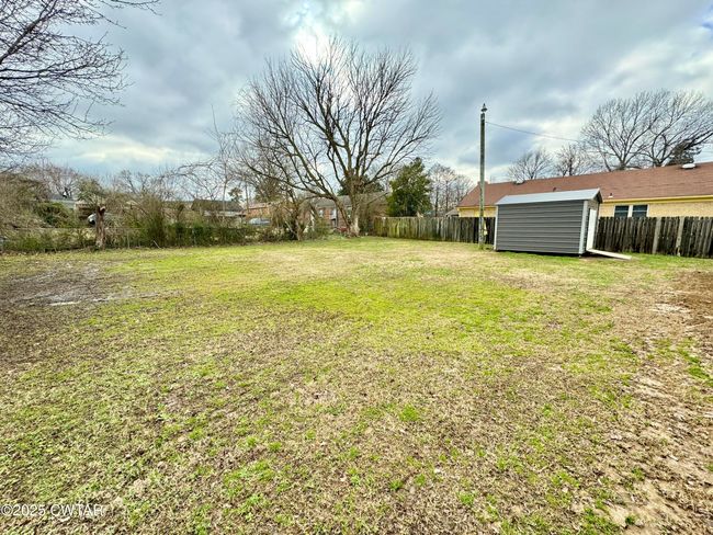 1108 Gay St, House other with 3 bedrooms, 1 bathrooms and 2 parking in Brownsville TN | Image 17