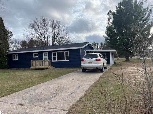 4142 River Road, Oscoda, MI, 48750 | Card Image