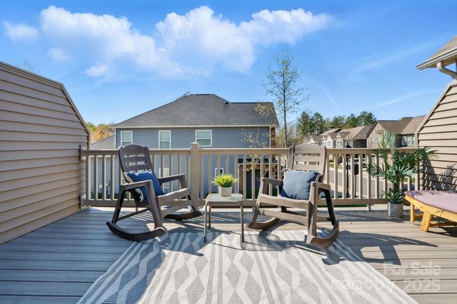 6842 Berewick Commons Pkwy, Townhouse with 3 bedrooms, 3 bathrooms and null parking in Charlotte NC | Image 25